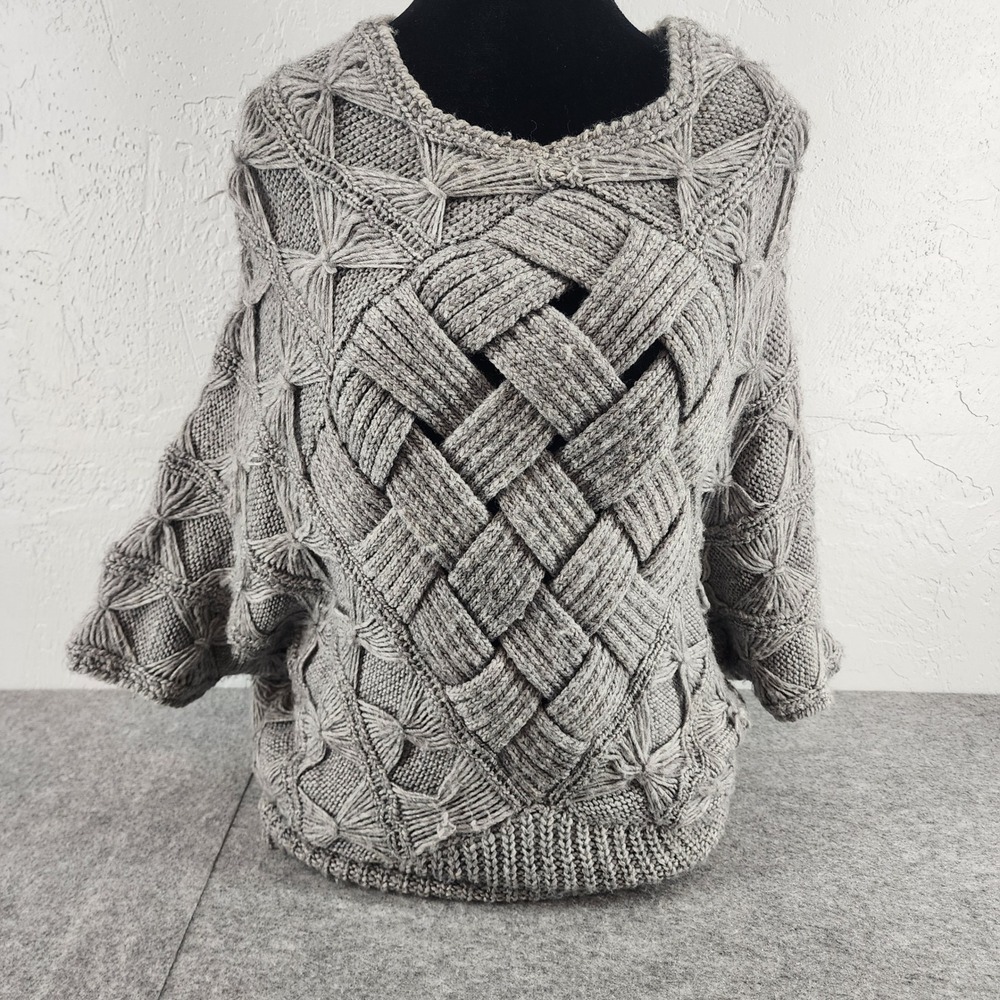 The Cue Cher Qu Gray Basketweave Cashmere Blend Knit Poncho Sweater Womens Small